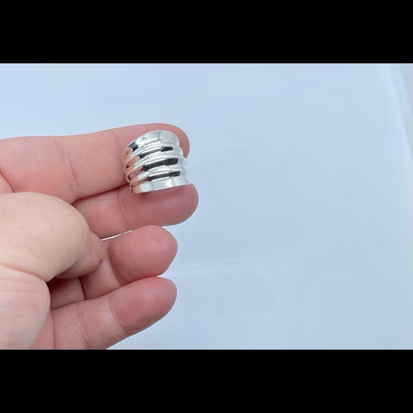 Sterling silver big ring - Picture 2 of 6
